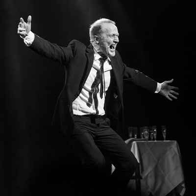 Omatoimiretki Riihimäen teatteri, Timo Tuomi avec Brel!